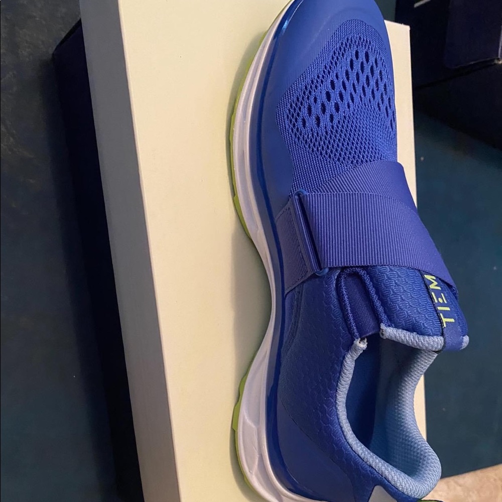 Tiem spin shoes
